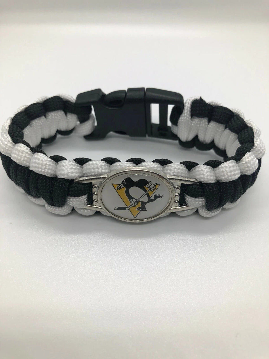 NHL Team Logo Paracord Bracelet (Choose NHL Team)