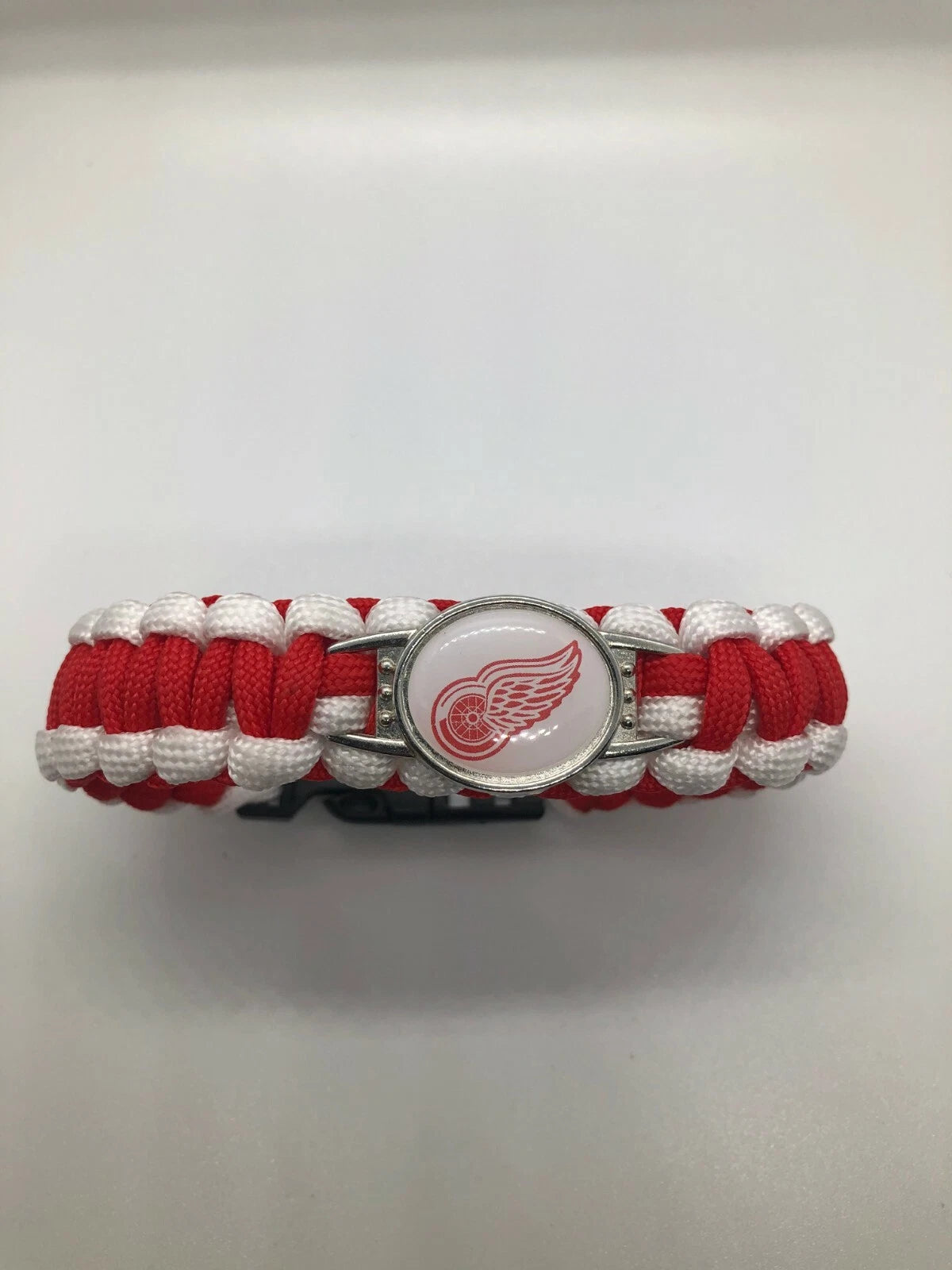 NHL Team Logo Paracord Bracelet (Choose NHL Team)