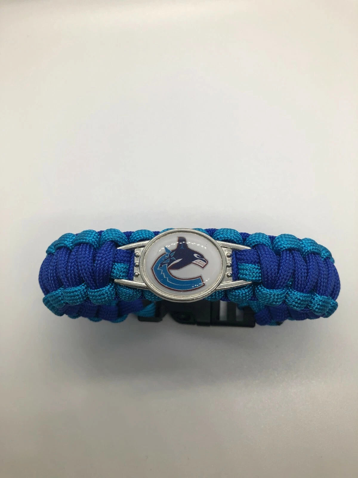 NHL Team Logo Paracord Bracelet (Choose NHL Team)