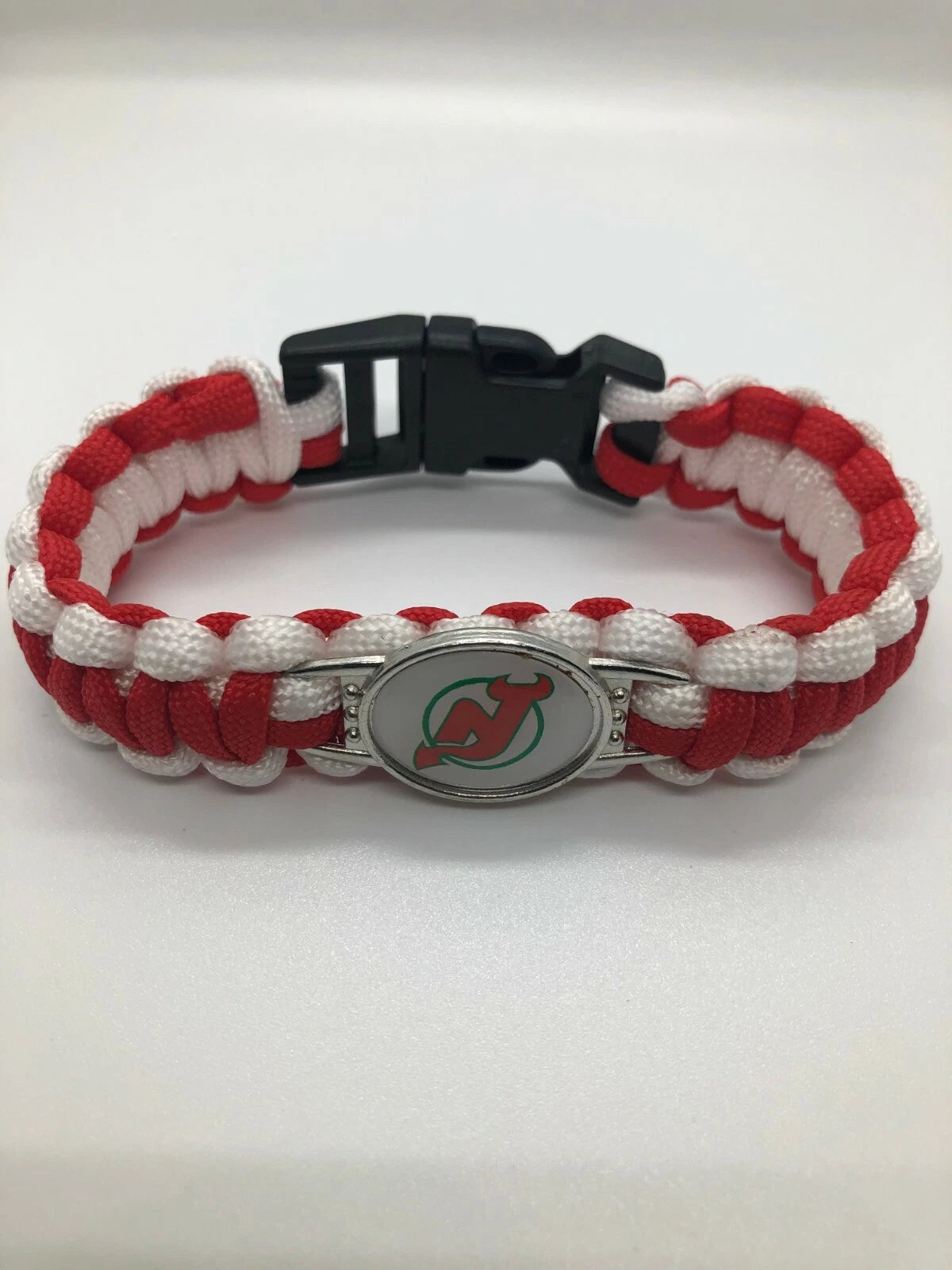 NHL Team Logo Paracord Bracelet (Choose NHL Team)
