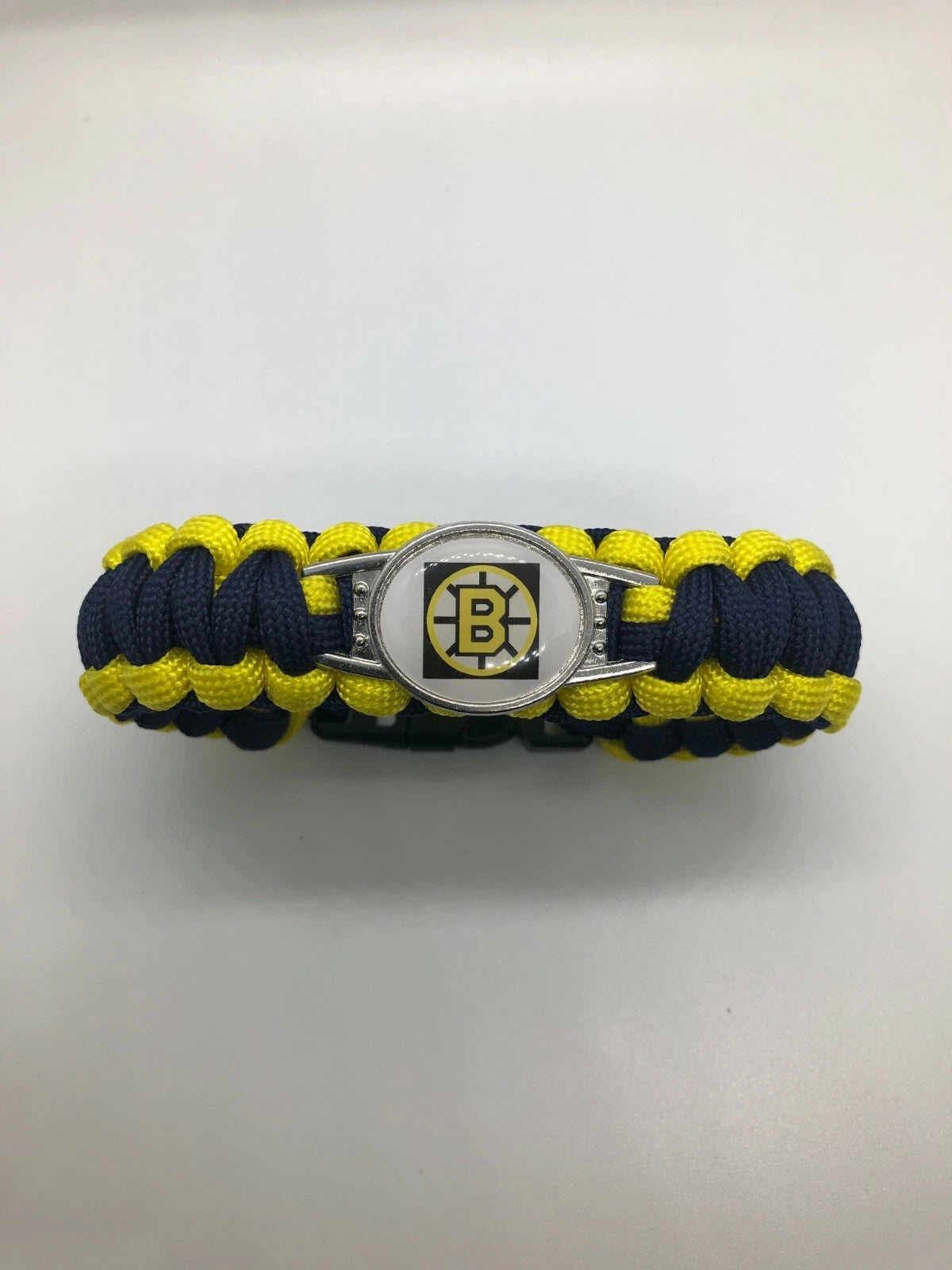 NHL Team Logo Paracord Bracelet (Choose NHL Team)